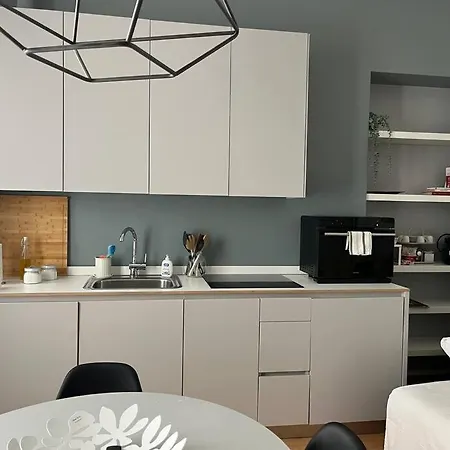 Bilocale Di Charme 아파트